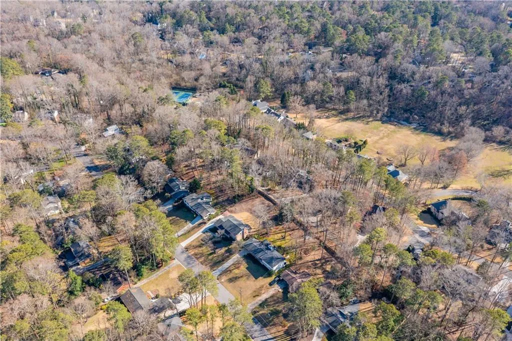 165 Devonwood Drive Drive, Sandy Springs, Georgia 30328, 4 Bedrooms Bedrooms, ,3 BathroomsBathrooms,Residential,Sold,165 Devonwood Drive Drive,7528750