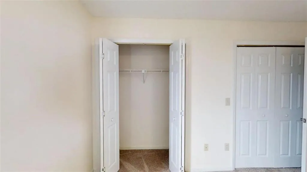 300 Johnson Ferry Road Ne Unit B407, Sandy Springs, Georgia 30328, 1 Bedroom Bedrooms, ,1 BathroomBathrooms,Residential,Sold,300 Johnson Ferry Road Ne Unit B407,6055027