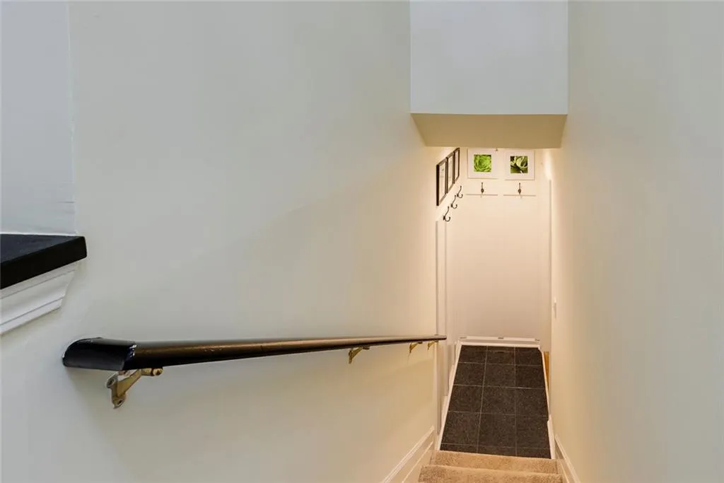 4246 River Green Dr_MLS_5.jpg