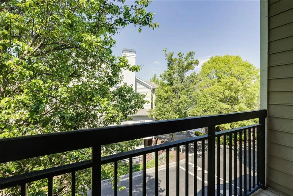 4246 River Green Dr_MLS_28.jpg