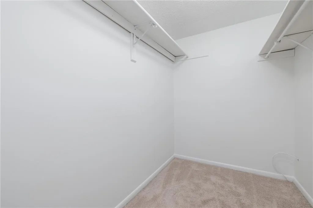 5137 Roswell Road Unit 9, Atlanta, Georgia 30342, 2 Bedrooms Bedrooms, ,2 BathroomsBathrooms,Residential,Sold,5137 Roswell Road Unit 9,7097189