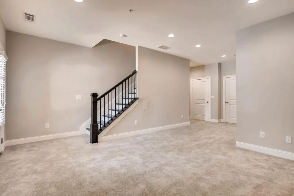 6641 Cadence Boulevard, Sandy Springs, Georgia 30328, 2 Bedrooms Bedrooms, ,3 BathroomsBathrooms,Residential,Sold,6641 Cadence Boulevard,6047511