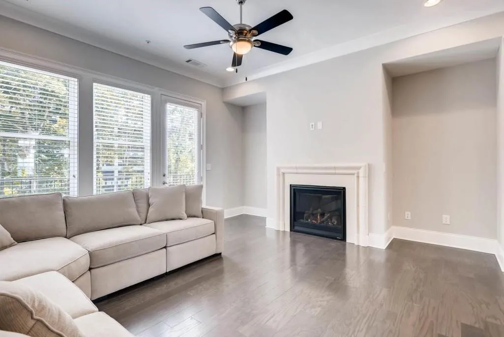 6641 Cadence Boulevard, Sandy Springs, Georgia 30328, 2 Bedrooms Bedrooms, ,3 BathroomsBathrooms,Residential,Sold,6641 Cadence Boulevard,6047511