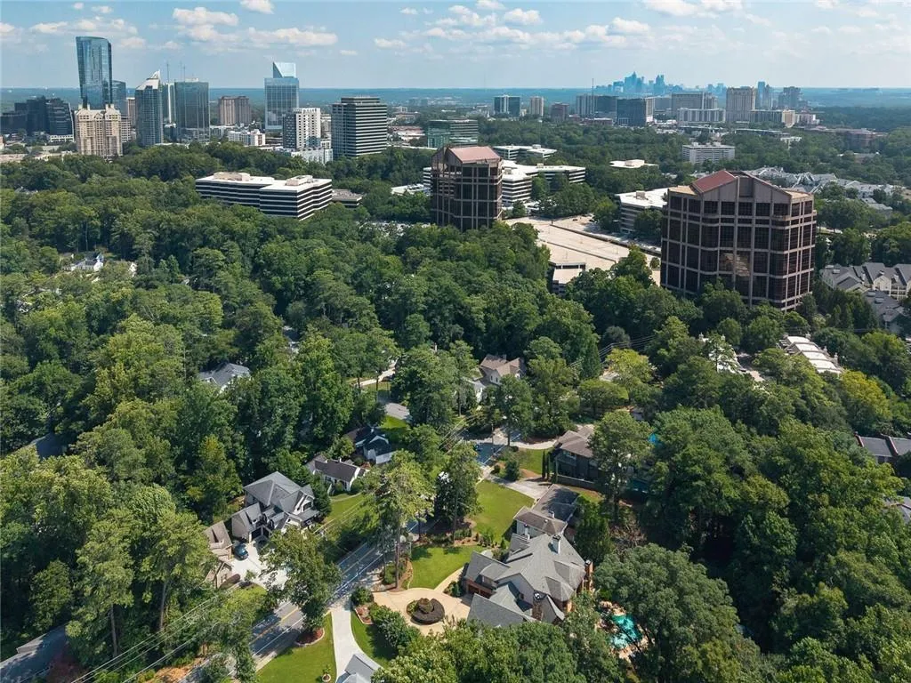 280 Old Ivy Road Ne, Atlanta, Georgia 30342, 6 Bedrooms Bedrooms, 0 ,6 BathroomsBathrooms,Residential,For Sale,280 Old Ivy Road Ne,7807800