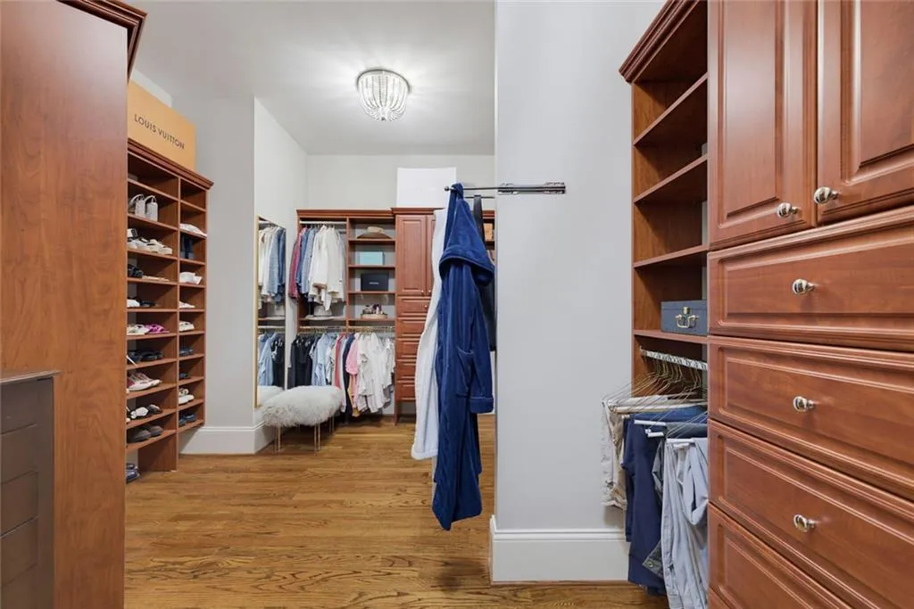 280 Old Ivy Road Ne, Atlanta, Georgia 30342, 6 Bedrooms Bedrooms, 0 ,6 BathroomsBathrooms,Residential,For Sale,280 Old Ivy Road Ne,7807800
