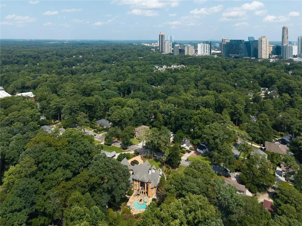 280 Old Ivy Road Ne, Atlanta, Georgia 30342, 6 Bedrooms Bedrooms, 0 ,6 BathroomsBathrooms,Residential,For Sale,280 Old Ivy Road Ne,7807800