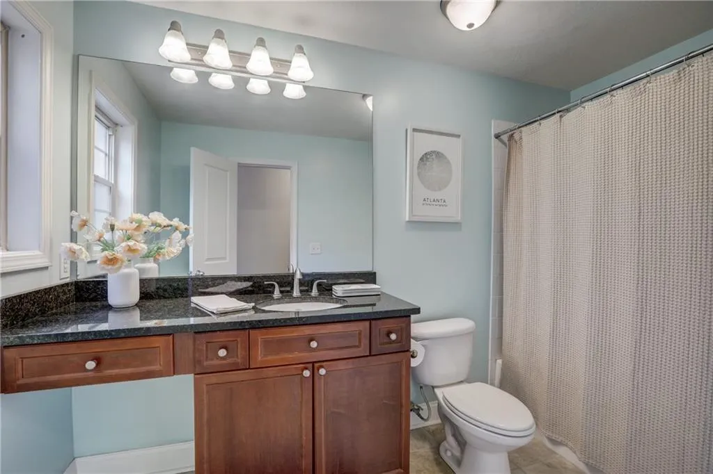 750 Dalrymple Road Unit G2, Sandy Springs, Georgia 30328, 3 Bedrooms Bedrooms, ,2 BathroomsBathrooms,Residential,Sold,750 Dalrymple Road Unit G2,7379879