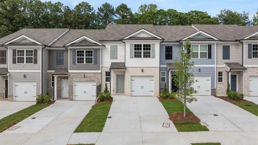 6008 Skylar Drive, South Fulton, Georgia 30331