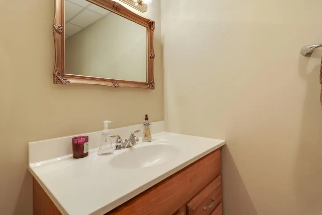 6870 Heathfield Drive, Atlanta, Georgia 30328, 4 Bedrooms Bedrooms, ,3 BathroomsBathrooms,Residential,Sold,6870 Heathfield Drive,6709150