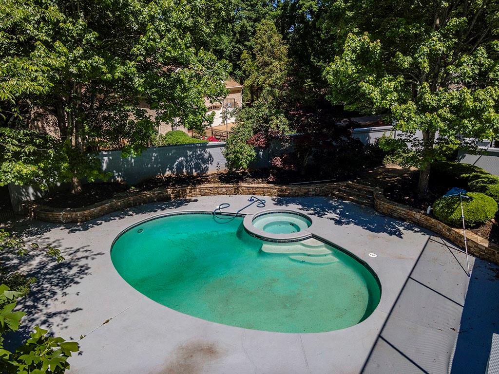 215 Lachaize Circle, Sandy Springs, Georgia 30327, 6 Bedrooms Bedrooms, ,6 BathroomsBathrooms,Residential,Sold,215 Lachaize Circle,7267820