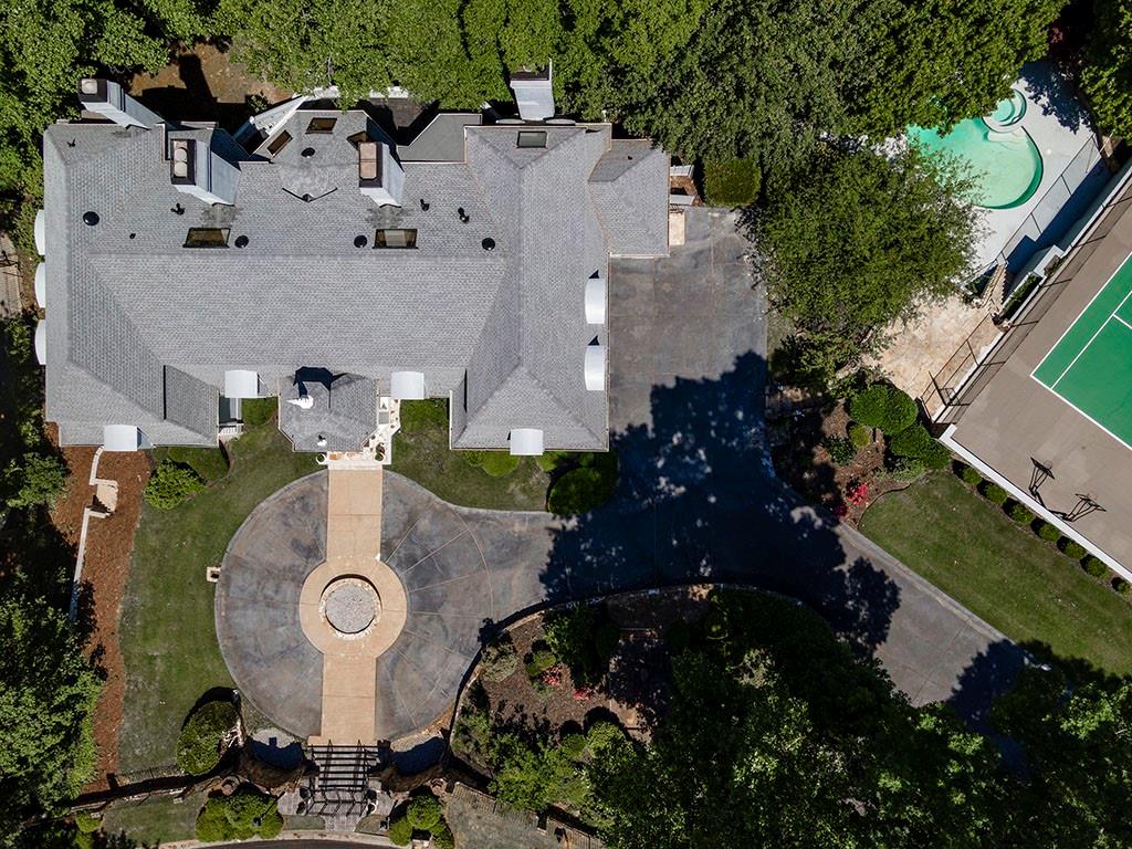 215 Lachaize Circle, Sandy Springs, Georgia 30327, 6 Bedrooms Bedrooms, ,6 BathroomsBathrooms,Residential,Sold,215 Lachaize Circle,7267820