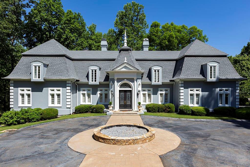 215 Lachaize Circle, Sandy Springs, Georgia 30327, 6 Bedrooms Bedrooms, ,6 BathroomsBathrooms,Residential,Sold,215 Lachaize Circle,7267820
