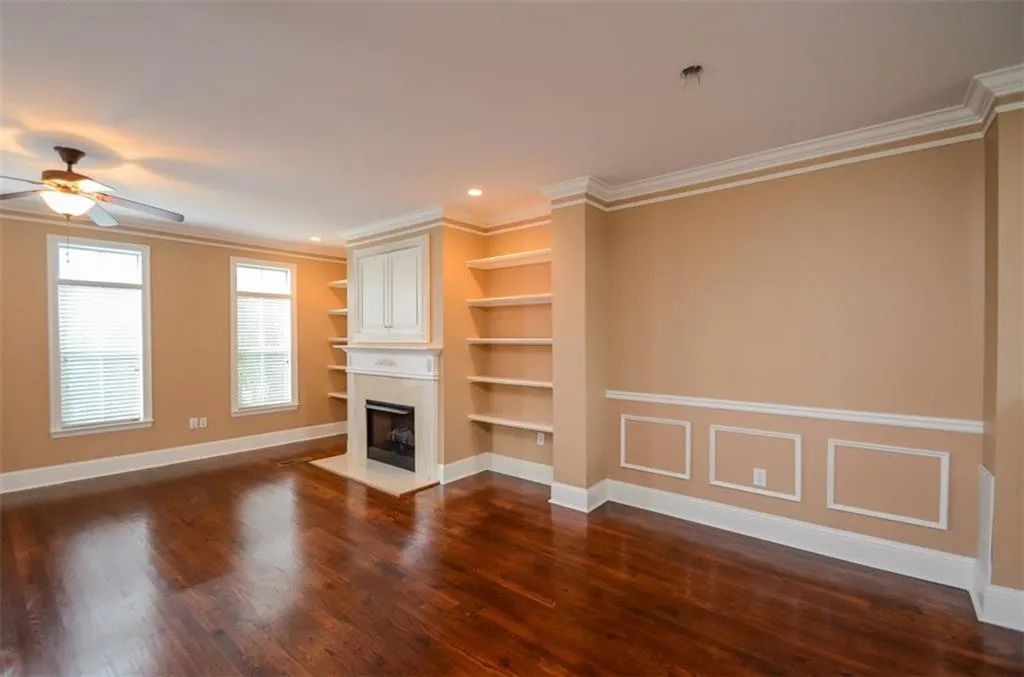 1116 Glenridge Place Unit 605, Sandy Springs, Georgia 30342, 2 Bedrooms Bedrooms, ,2 BathroomsBathrooms,Residential,Sold,1116 Glenridge Place Unit 605,5750342