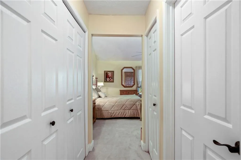 36 Waterford Court, Sandy Springs, Georgia 30328, 2 Bedrooms Bedrooms, ,2 BathroomsBathrooms,Residential,Sold,36 Waterford Court,6886052