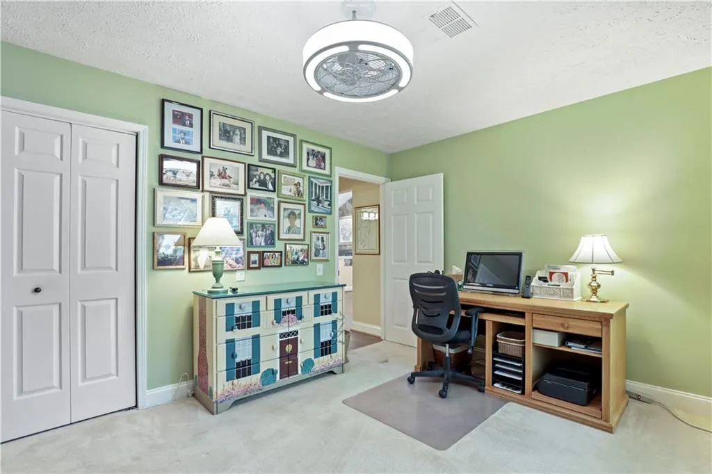 36 Waterford Court, Sandy Springs, Georgia 30328, 2 Bedrooms Bedrooms, ,2 BathroomsBathrooms,Residential,Sold,36 Waterford Court,6886052