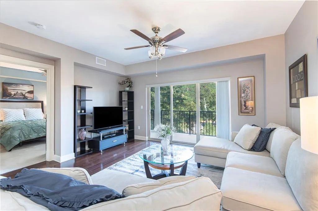200 River Vista Drive Unit 505, Atlanta, Georgia 30339, 1 Bedroom Bedrooms, ,1 BathroomBathrooms,Residential,For Sale,200 River Vista Drive Unit 505,7663568