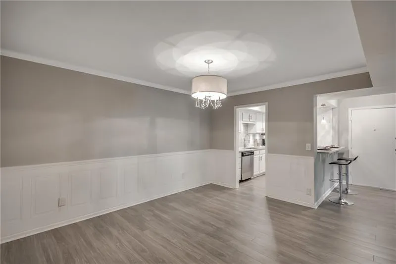 6851 Roswell Road Unit H20, Sandy Springs, Georgia 30328, 3 Bedrooms Bedrooms, ,2 BathroomsBathrooms,Residential,Sold,6851 Roswell Road Unit H20,6639760