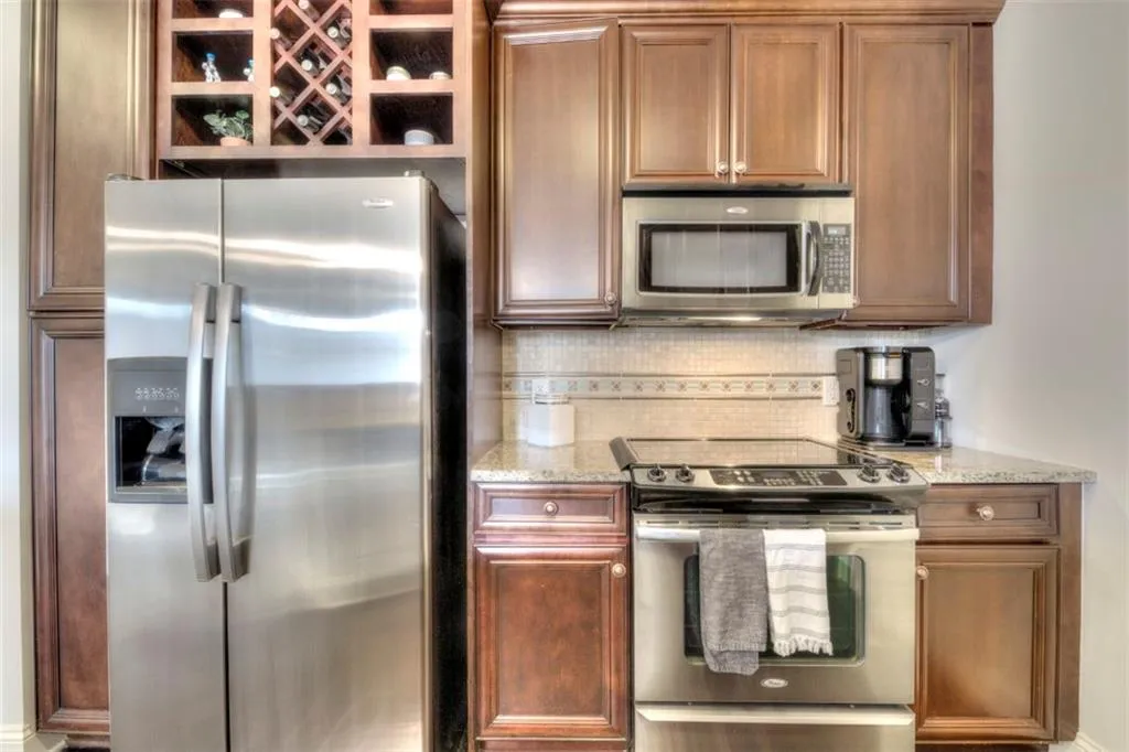 901 Abernathy Road Unit 6040, Atlanta, Georgia 30328, 2 Bedrooms Bedrooms, ,2 BathroomsBathrooms,Residential,Sold,901 Abernathy Road Unit 6040,7087102