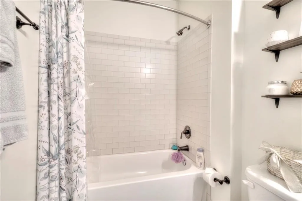 901 Abernathy Road Unit 6040, Atlanta, Georgia 30328, 2 Bedrooms Bedrooms, ,2 BathroomsBathrooms,Residential,Sold,901 Abernathy Road Unit 6040,7087102