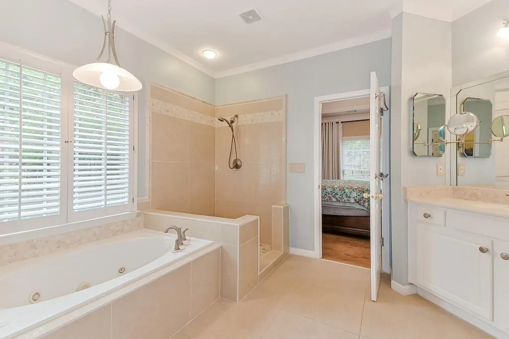 275 Somerset Court, Sandy Springs, Georgia 30350, 4 Bedrooms Bedrooms, ,3 BathroomsBathrooms,Residential,Sold,275 Somerset Court,6588406 275 Somerset Court, Sandy Springs, Georgia 30350, 4 Bedrooms Bedrooms, ,3 BathroomsBathrooms,Residential,Sold,275 Somerset Court,6588406