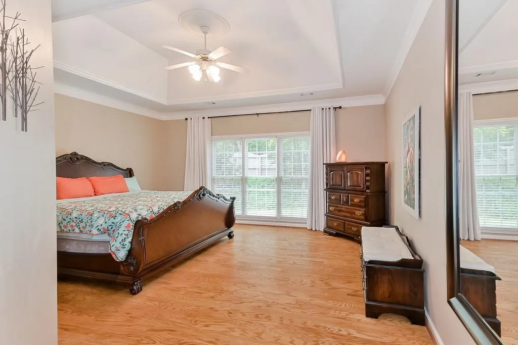 275 Somerset Court, Sandy Springs, Georgia 30350, 4 Bedrooms Bedrooms, ,3 BathroomsBathrooms,Residential,Sold,275 Somerset Court,6588406 275 Somerset Court, Sandy Springs, Georgia 30350, 4 Bedrooms Bedrooms, ,3 BathroomsBathrooms,Residential,Sold,275 Somerset Court,6588406