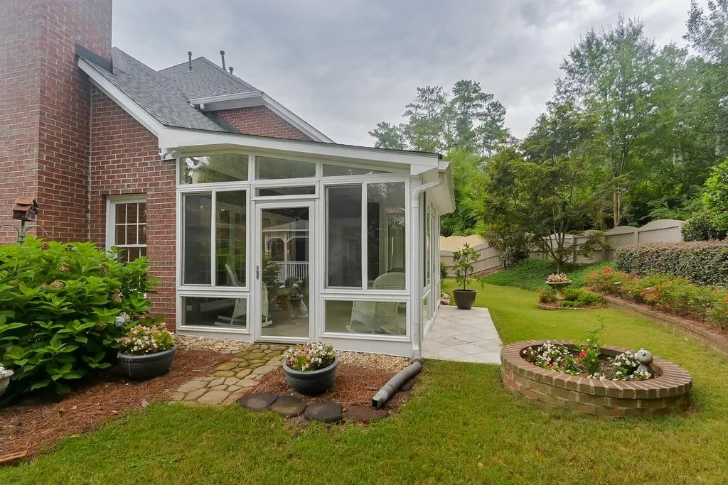 275 Somerset Court, Sandy Springs, Georgia 30350, 4 Bedrooms Bedrooms, ,3 BathroomsBathrooms,Residential,Sold,275 Somerset Court,6588406 275 Somerset Court, Sandy Springs, Georgia 30350, 4 Bedrooms Bedrooms, ,3 BathroomsBathrooms,Residential,Sold,275 Somerset Court,6588406