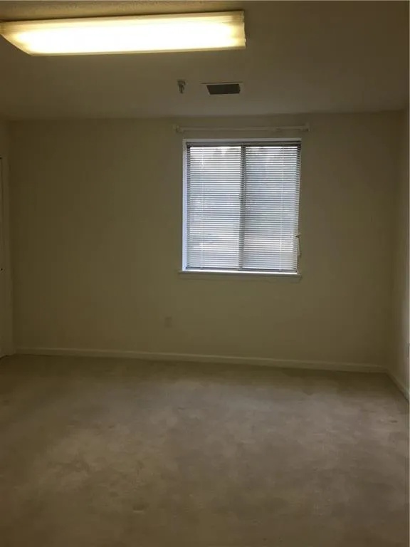 300 Johnson Ferry Road Ne Unit B113, Atlanta, Georgia 30328, 2 Bedrooms Bedrooms, ,2 BathroomsBathrooms,Residential,Sold,300 Johnson Ferry Road Ne Unit B113,5721239