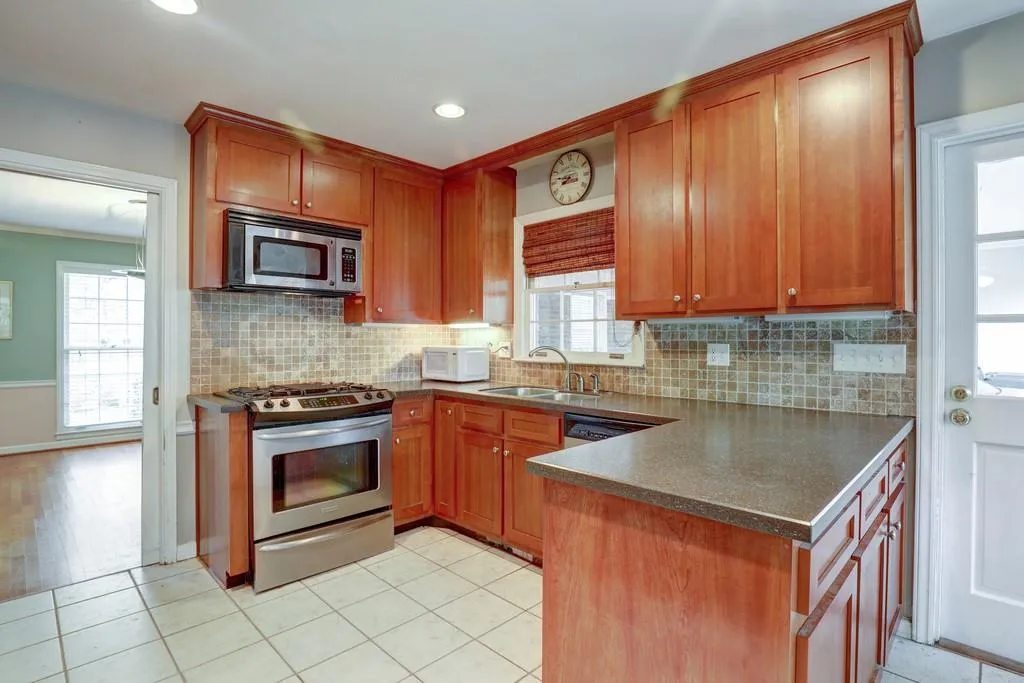 4765 Brinkley Lane Ne, Sandy Springs, Georgia 30342, 4 Bedrooms Bedrooms, ,3 BathroomsBathrooms,Residential,Sold,4765 Brinkley Lane Ne,6813974