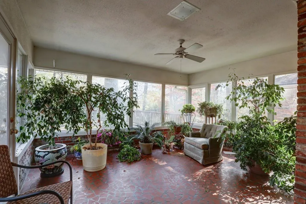 4765 Brinkley Lane Ne, Sandy Springs, Georgia 30342, 4 Bedrooms Bedrooms, ,3 BathroomsBathrooms,Residential,Sold,4765 Brinkley Lane Ne,6813974