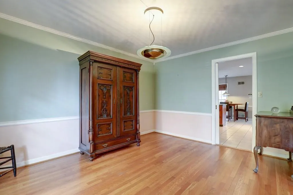 4765 Brinkley Lane Ne, Sandy Springs, Georgia 30342, 4 Bedrooms Bedrooms, ,3 BathroomsBathrooms,Residential,Sold,4765 Brinkley Lane Ne,6813974