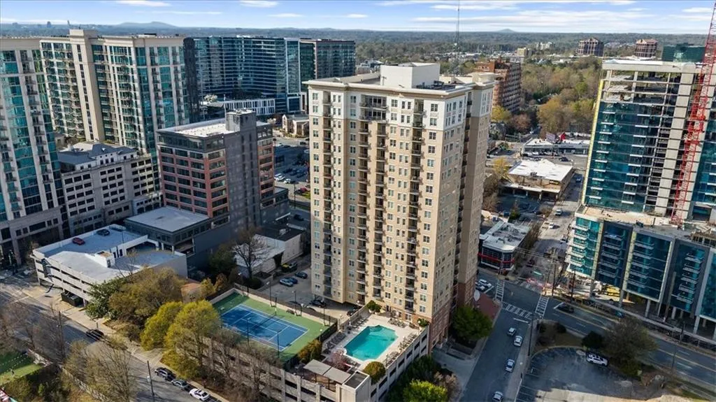 325 E Paces Ferry Road Ne Unit 504, Atlanta, Georgia 30305, 1 Bedroom Bedrooms, ,1 BathroomBathrooms,Residential,For Sale,325 E Paces Ferry Road Ne Unit 504,7651081