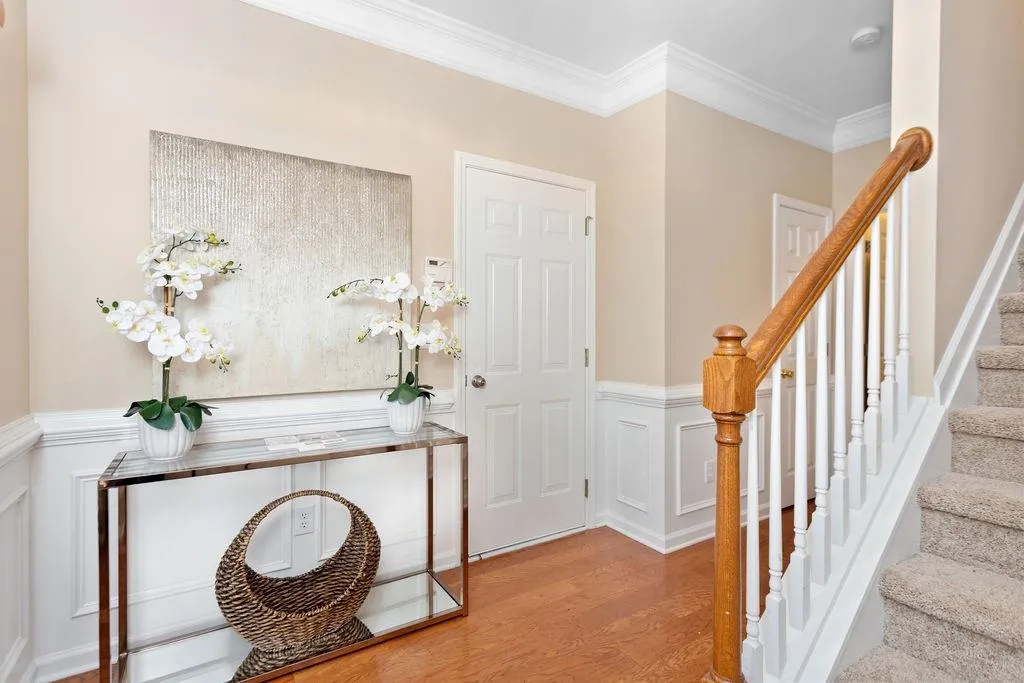 595 Kandell Cove, Sandy Springs, Georgia 30350, 3 Bedrooms Bedrooms, ,3 BathroomsBathrooms,Residential,Sold,595 Kandell Cove,6757821