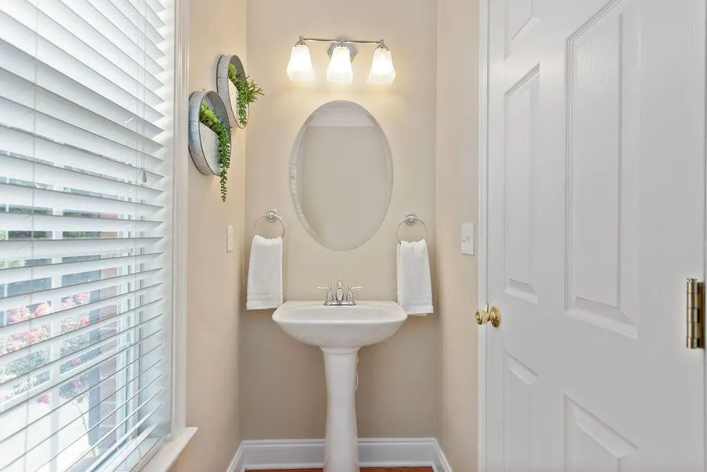 595 Kandell Cove, Sandy Springs, Georgia 30350, 3 Bedrooms Bedrooms, ,3 BathroomsBathrooms,Residential,Sold,595 Kandell Cove,6757821