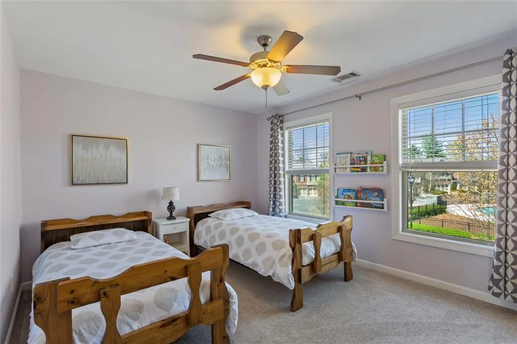 7960 Highland Bluff, Sandy Springs, Georgia 30328, 3 Bedrooms Bedrooms, ,3 BathroomsBathrooms,Residential,Sold,7960 Highland Bluff,6924187