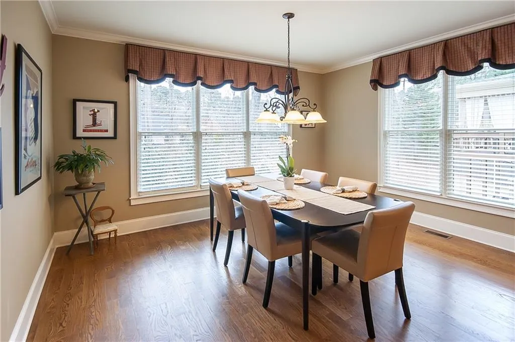 7967 Magnolia Square, Sandy Springs, Georgia 30350, 4 Bedrooms Bedrooms, ,4 BathroomsBathrooms,Residential,Sold,7967 Magnolia Square,6837771