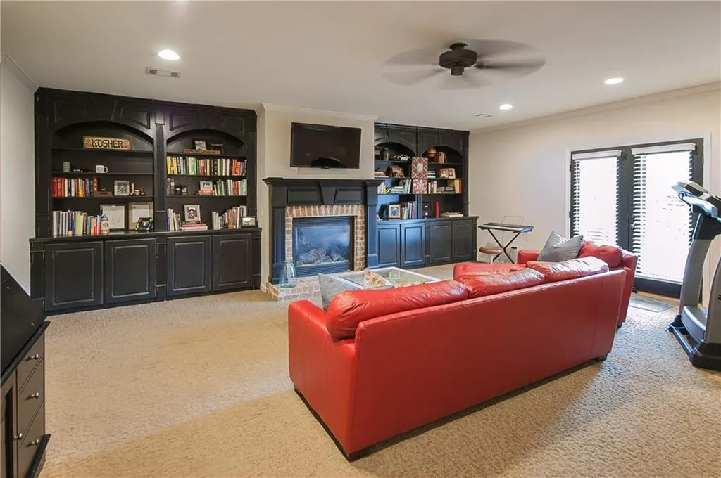 7967 Magnolia Square, Sandy Springs, Georgia 30350, 4 Bedrooms Bedrooms, ,4 BathroomsBathrooms,Residential,Sold,7967 Magnolia Square,6837771