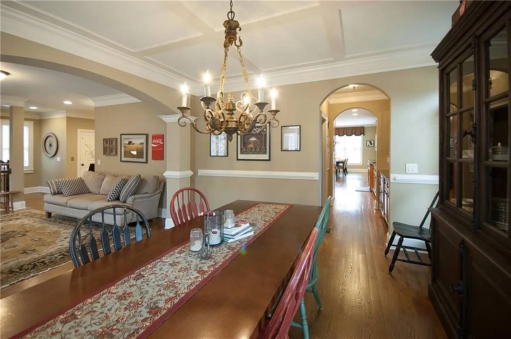 7967 Magnolia Square, Sandy Springs, Georgia 30350, 4 Bedrooms Bedrooms, ,4 BathroomsBathrooms,Residential,Sold,7967 Magnolia Square,6837771