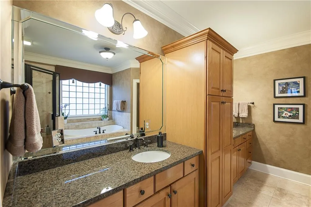 7967 Magnolia Square, Sandy Springs, Georgia 30350, 4 Bedrooms Bedrooms, ,4 BathroomsBathrooms,Residential,Sold,7967 Magnolia Square,6837771