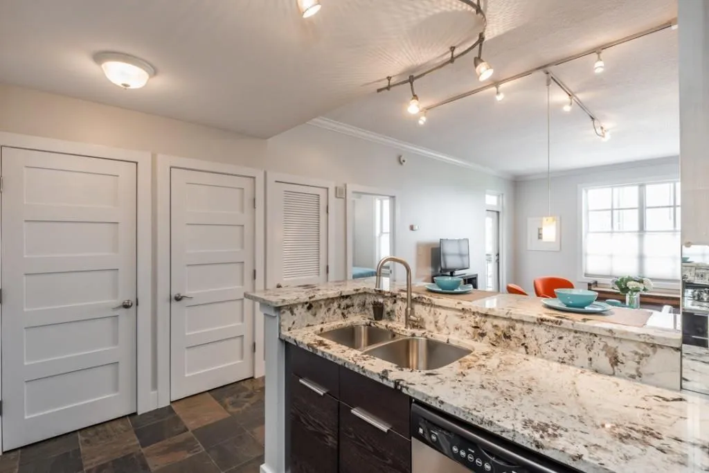1101 Juniper Street Ne Unit 612, Atlanta, Georgia 30309, 1 Bedroom Bedrooms, ,1 BathroomBathrooms,Residential,Sold,1101 Juniper Street Ne Unit 612,7547795