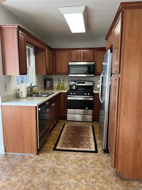 64 Mount Vernon Circle, Atlanta, Georgia 30338, 2 Bedrooms Bedrooms, ,2 BathroomsBathrooms,Residential,Sold,64 Mount Vernon Circle,7397588