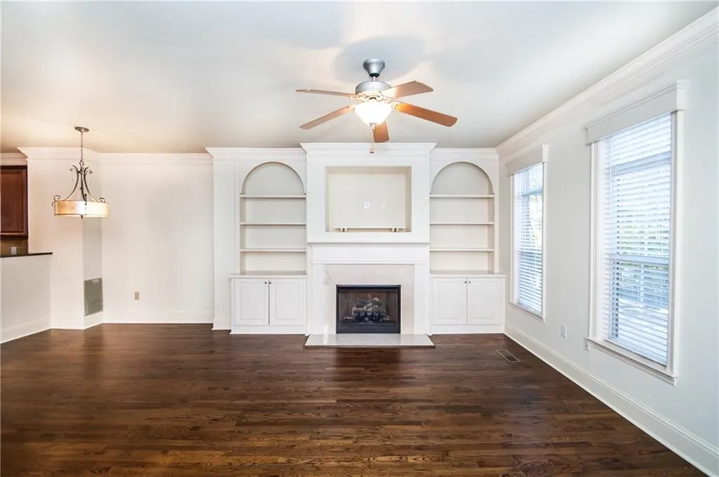 5520 Glenridge Park Ne, Atlanta, Georgia 30342, 3 Bedrooms Bedrooms, ,2 BathroomsBathrooms,Residential,Sold,5520 Glenridge Park Ne,6125766