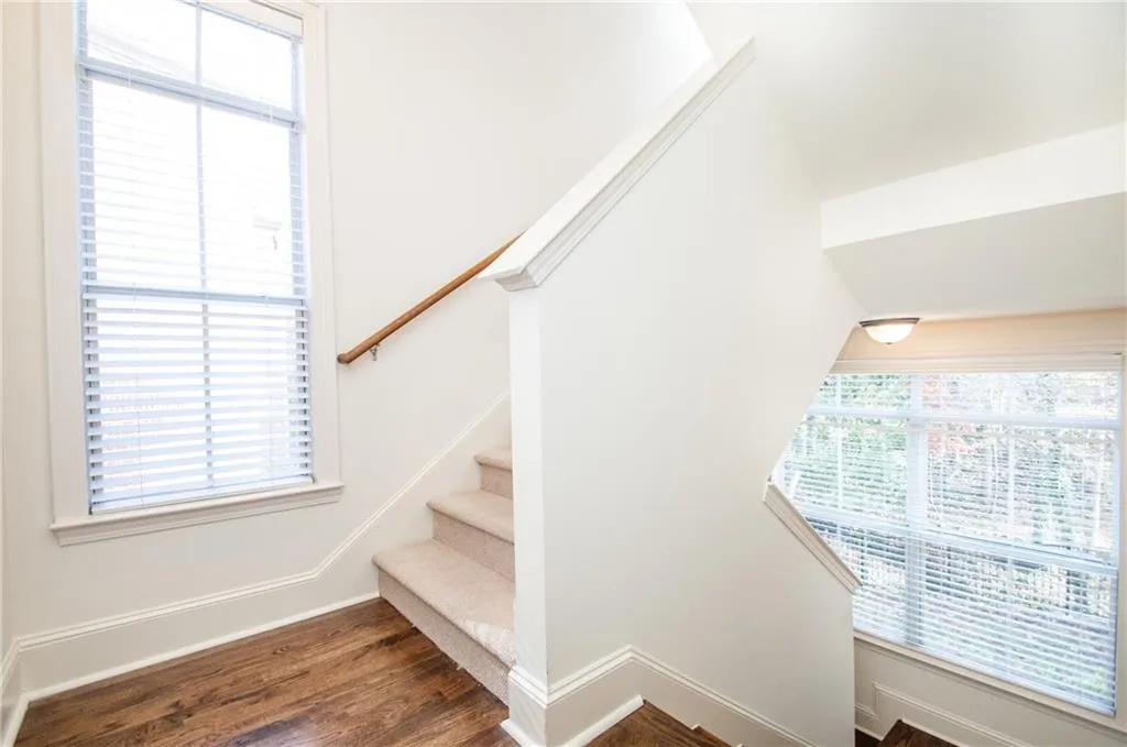 5520 Glenridge Park Ne, Atlanta, Georgia 30342, 3 Bedrooms Bedrooms, ,2 BathroomsBathrooms,Residential,Sold,5520 Glenridge Park Ne,6125766