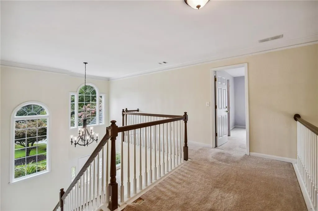 545 Montrose Lane, Sandy Springs, Georgia 30328, 4 Bedrooms Bedrooms, ,2 BathroomsBathrooms,Residential,Sold,545 Montrose Lane,7112075