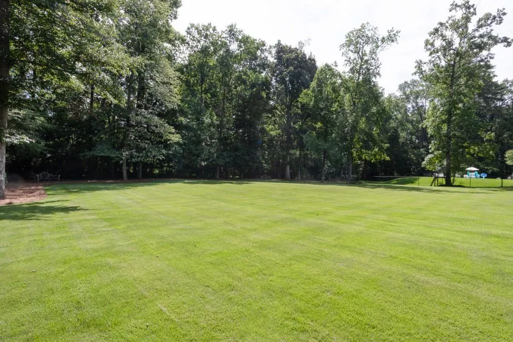 3741 Dumbarton Road Nw, Atlanta, Georgia 30327, 5 Bedrooms Bedrooms, ,4 BathroomsBathrooms,Residential,For Sale,3741 Dumbarton Road Nw,7660403