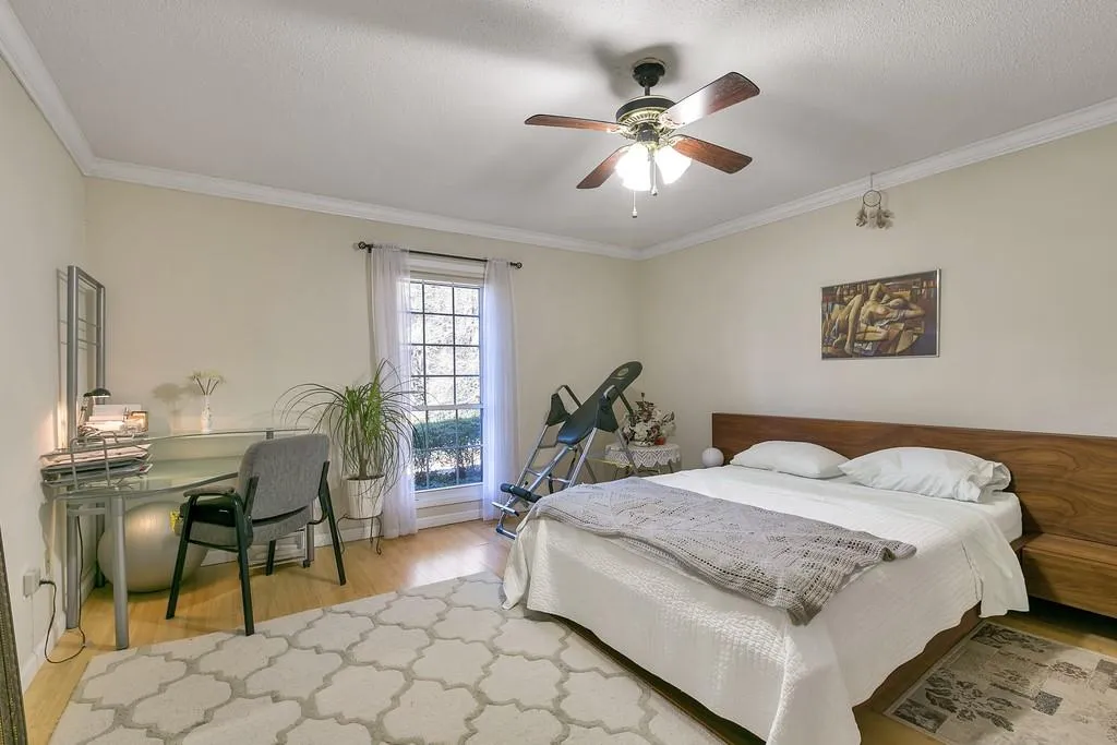 6851 Roswell Road Ne Unit J17, Atlanta, Georgia 30328, 1 Bedroom Bedrooms, ,1 BathroomBathrooms,Residential,Sold,6851 Roswell Road Ne Unit J17,6515729