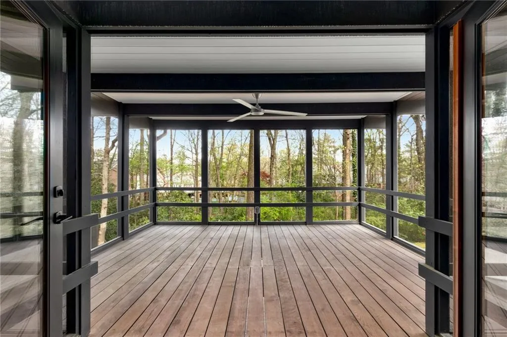 6360 Aberdeen Drive, Atlanta, Georgia 30328, 5 Bedrooms Bedrooms, ,4 BathroomsBathrooms,Residential,Sold,6360 Aberdeen Drive,7033375