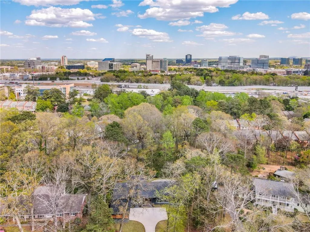 6360 Aberdeen Drive, Atlanta, Georgia 30328, 5 Bedrooms Bedrooms, ,4 BathroomsBathrooms,Residential,Sold,6360 Aberdeen Drive,7033375