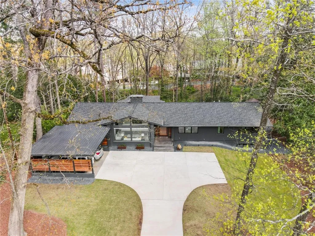 6360 Aberdeen Drive, Atlanta, Georgia 30328, 5 Bedrooms Bedrooms, ,4 BathroomsBathrooms,Residential,Sold,6360 Aberdeen Drive,7033375