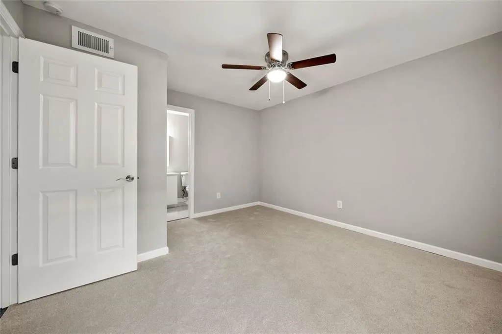 317 Granville Court, Sandy Springs, Georgia 30328, 2 Bedrooms Bedrooms, ,2 BathroomsBathrooms,Residential,Sold,317 Granville Court,6931319