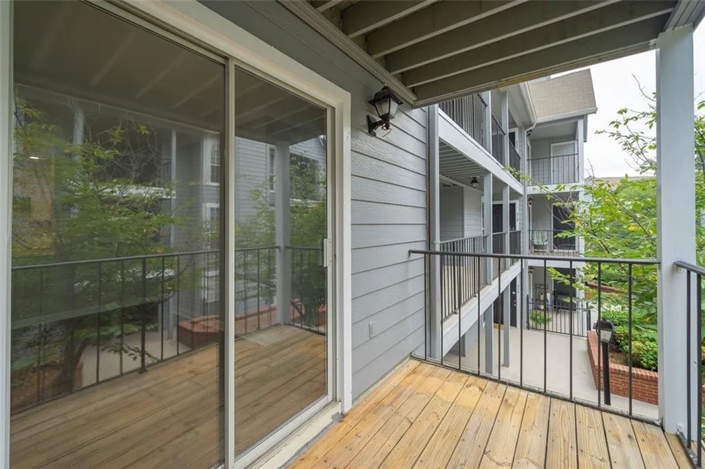 317 Granville Court, Sandy Springs, Georgia 30328, 2 Bedrooms Bedrooms, ,2 BathroomsBathrooms,Residential,Sold,317 Granville Court,6931319
